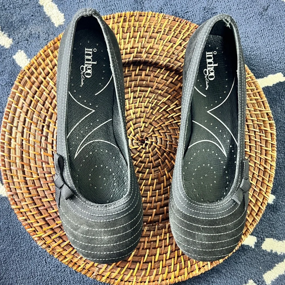 Indigo Clarks Y2K Women's 9M Black Suede Bow Chunky Heel Pump Girly Goth Preppy - Picture 3 of 8